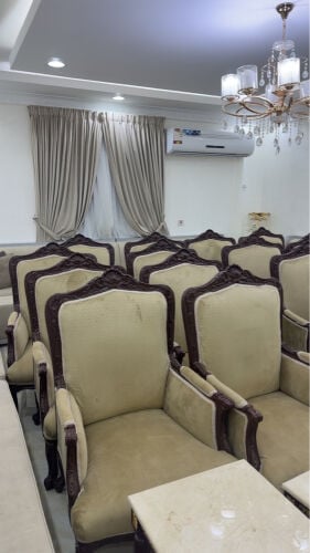 كراسي نضيفه 