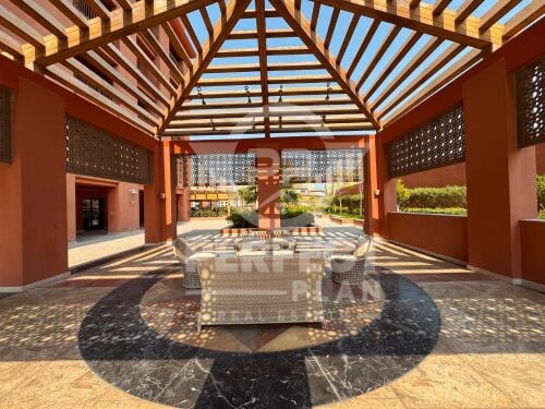 Semi furnished apartmentThe Pearl