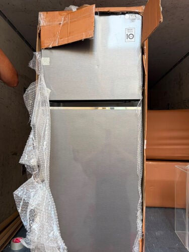 BIG REFRIGERATOR 