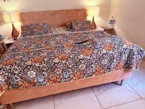 Bedroom set for sale