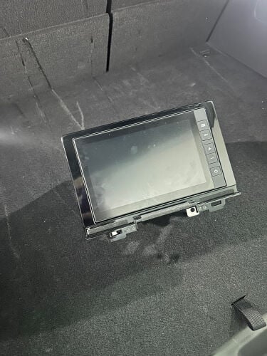 brand new screen for HRV 2024