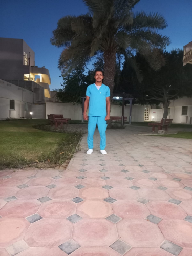 اخصائي تمريض لرعاية المسنين