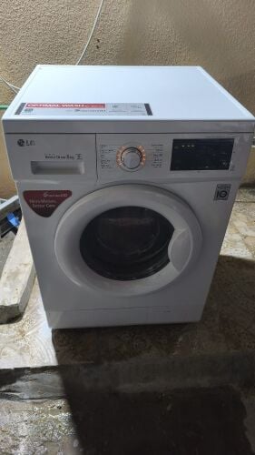 LG 8kg Update model Fresh condition