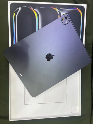iPad 13 pro M5 cycle only 7