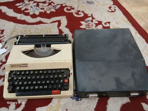 Vintage typewriter English