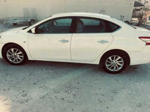 nissan sentra 2015