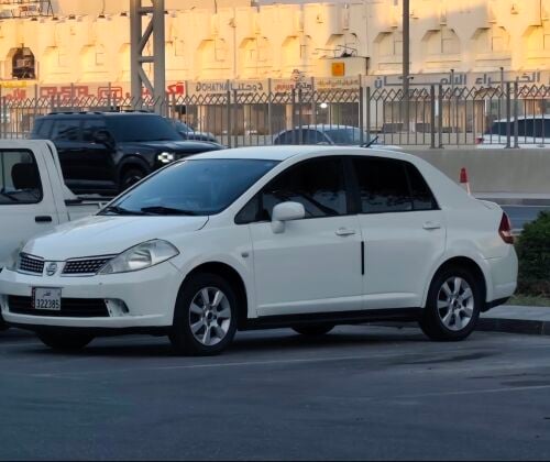NISSAN TIDDA