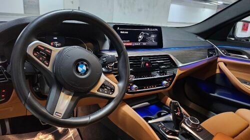 2021 BMW 520i  M Kit performance