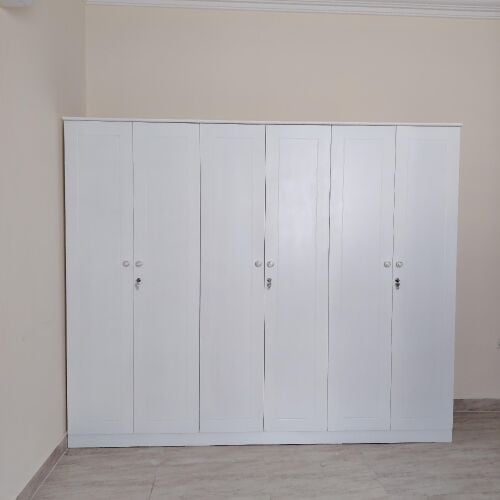 هذا البيع لجميع أنواع الأثاث الجد