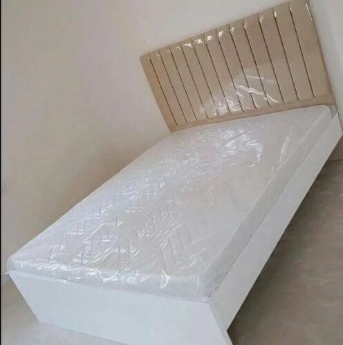 نبيع جميع أنواع مراتب الأسرة والخ
