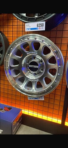 Method rims with yokohama tyre 