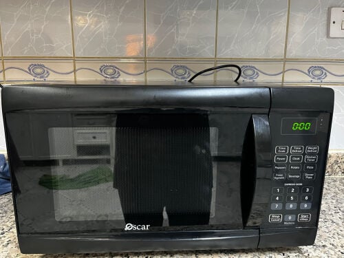 Oscar microwave oven 