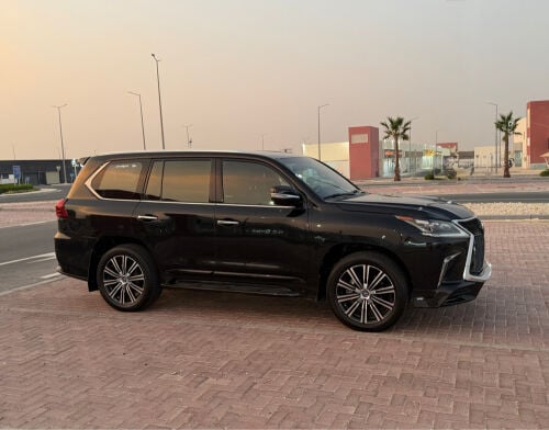 Lexus LX 5.7 S model 2018
