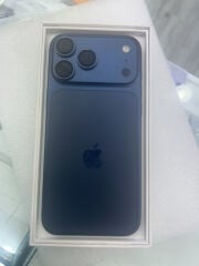 Iphone 17promax 1tb blue. 
