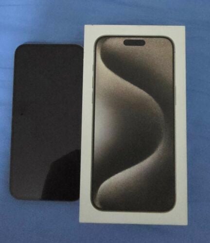 Apple iPhone 15 Pro Max | Titanium