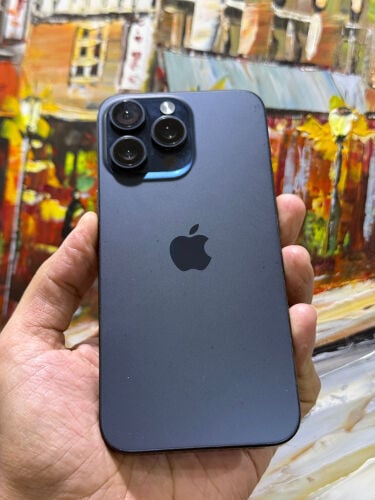 iPhone 15 Pro Max 256 GB 86%