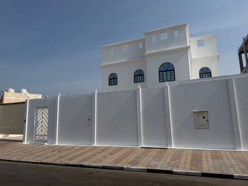 للايجار فيلا في لقطيفيه مجلس خارج