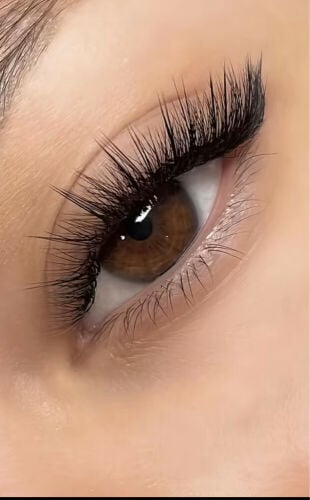 مطلوب خبيره رموش لصالون خدمه منزل