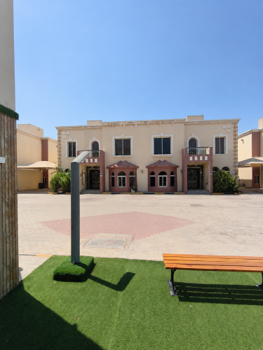 الثمامة_فلل للإيجار داخل مجمع