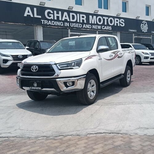 هايلوكس اس ار 5 ابيض 2025 اصفار