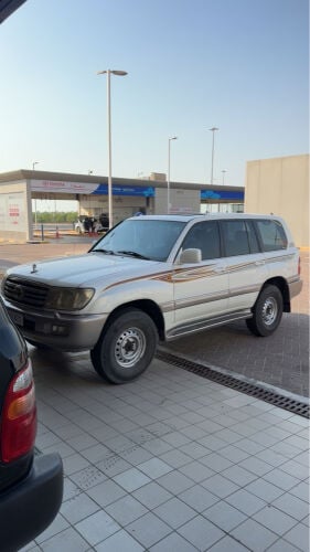 للبيع