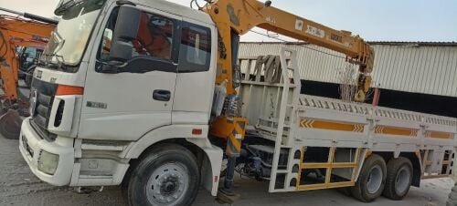 Boom truck 2015 model