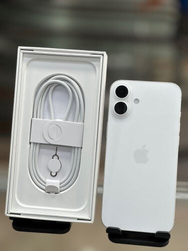 iPhone 16 Plus