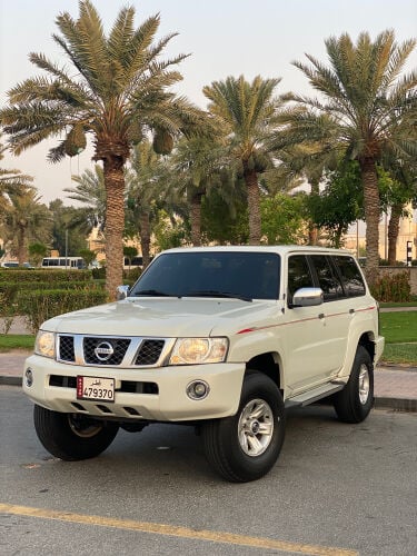 Nissan safari 2016
