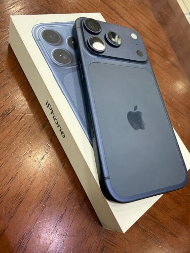 I phone 17 pro 512 GB Arabic 
