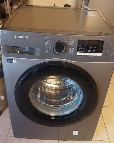 washing machine for sell 8kg.