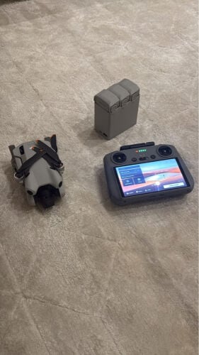 DJI mini 4 pro fly more combo