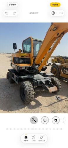 EXCAVATOR Good condition