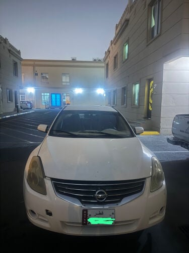 Urgent sale nissan altima 2012