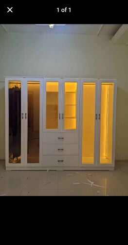 Beauti cabinet