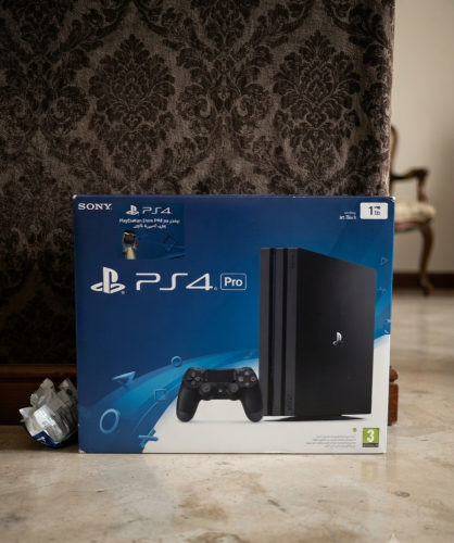 ps4 Pro 1 game Box(Fix price)