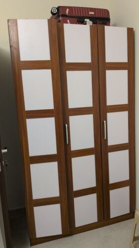 modern 3-door wooden wardrobe