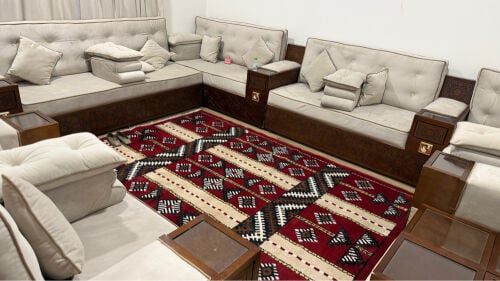 للبيع