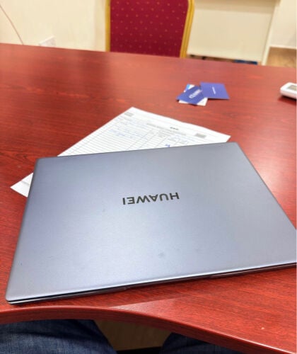 Huawei mate book 14 