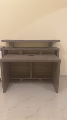 counter /front desk