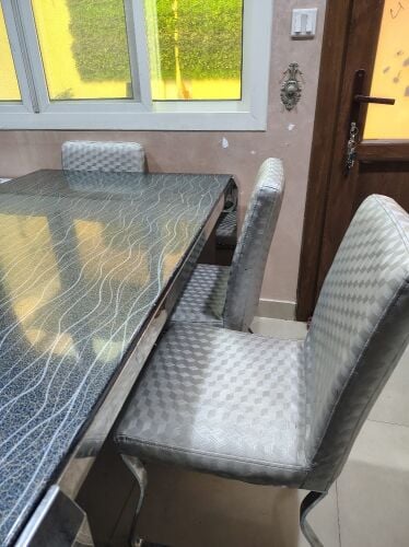 table good condition