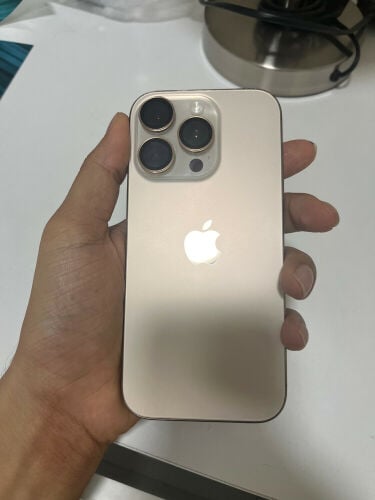 iPhone 16 pro 256gb