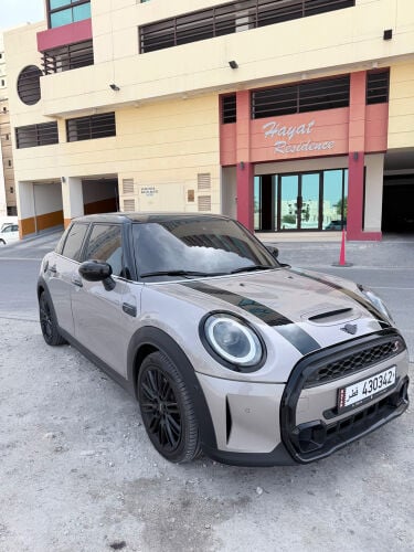 Mini Cooper S 2023 Under Warranty 