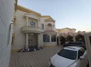 LUXURY VILLA SALE W/ POOL & CINEMA