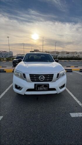 Nissan navara pickup
