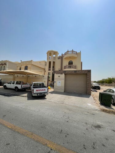 بيع فيلا فخمة ام العمد بالمكيفات