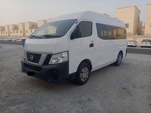 2021 URVAN LOW KM
