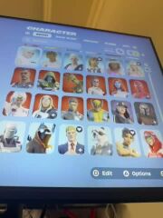 حساب فورت نادر (لارا +كريتوس)