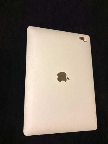 Apple MacBook Air M1 (2020)