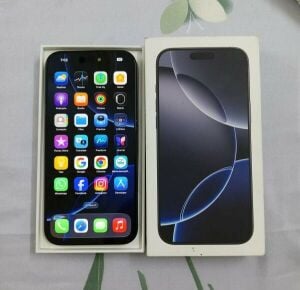 iPhone 16 pro max 256 GB