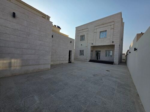 New villa for sale in Al Sakhama.